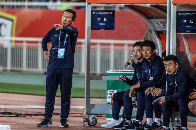 1688047754492090484.jpg 久违的空翻庆祝!小摩托找回昔日状态 泰山升至第5