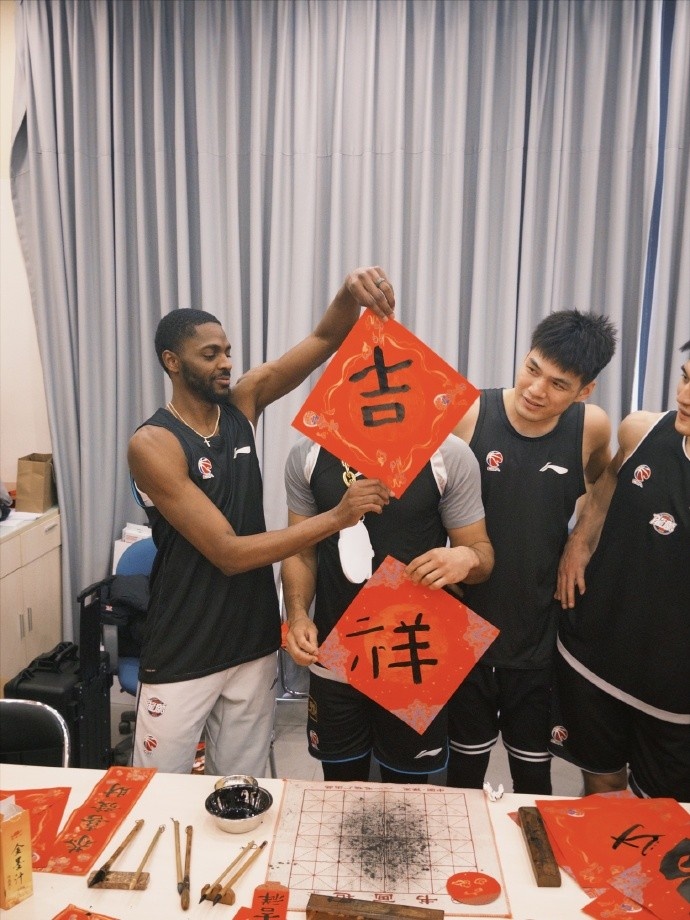 v站-广州龙狮新年花絮剧透第二弹 新年的脚步越来越近啦