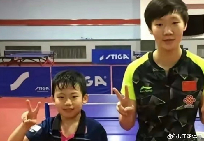 v体育-曾与陈梦孙颖莎合影！日本萌娃长大后已成国乒最大威胁 直言崇拜樊振|松岛辉空|世界杯|王楚钦|国际乒联|王曼昱_新浪体育_新浪新闻